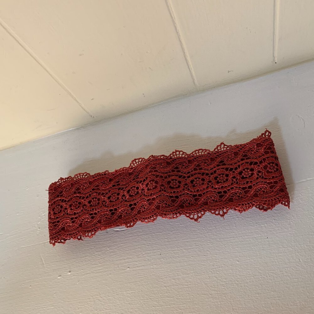 Venus Crochet empire waist belt s/m red